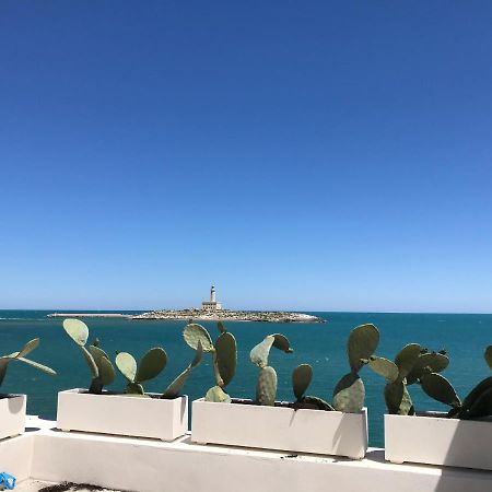 Romeus Al Fortino Dimora Sul Mare Vieste Exterior photo